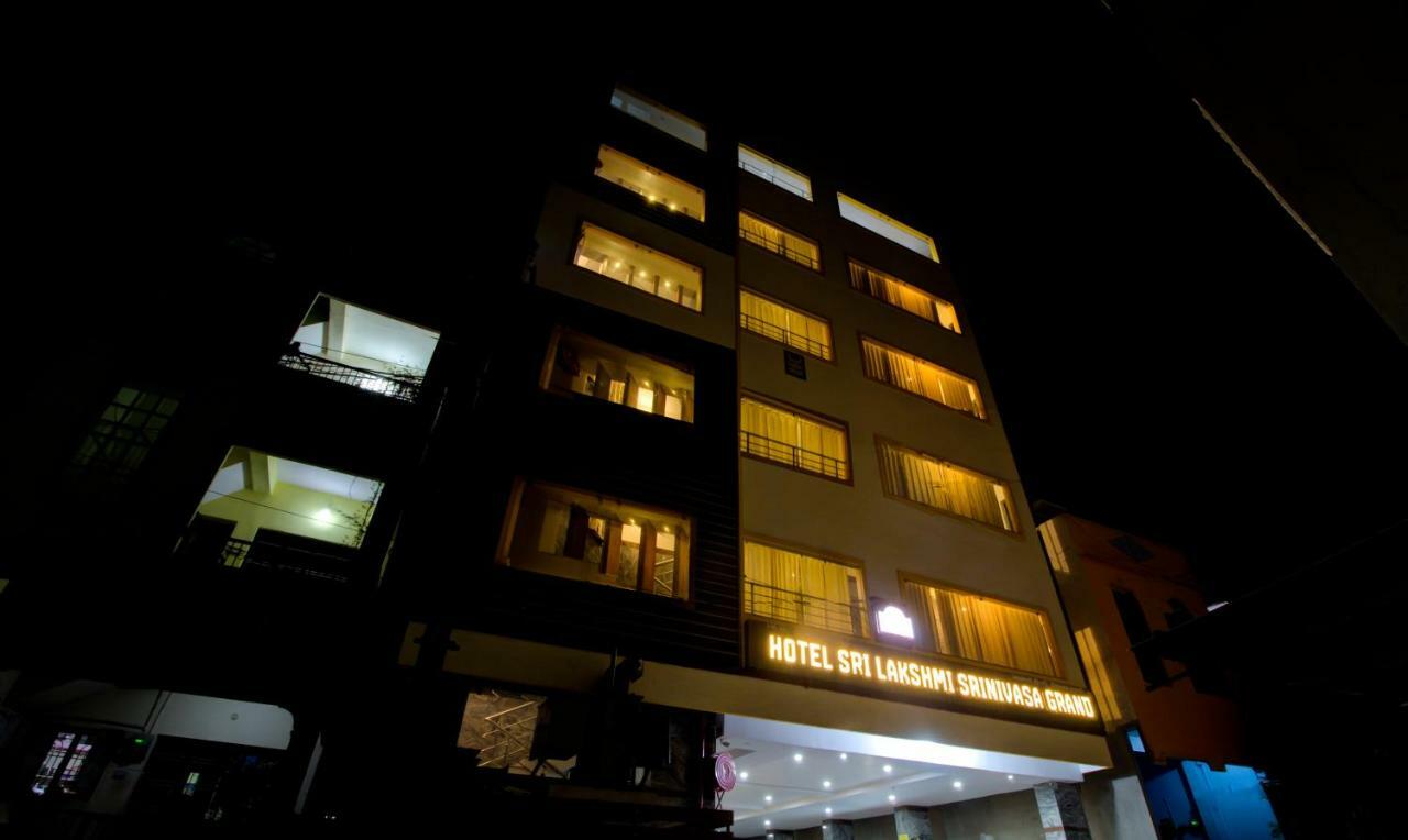 Treebo Sls Grand Hotel Tirupati Exterior photo